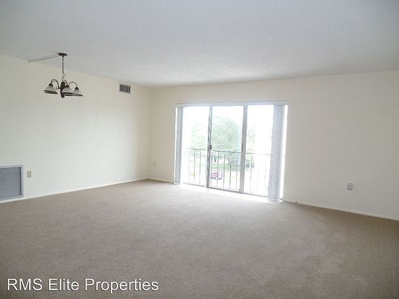 2nd image of 327 34th Ave N APT 405
