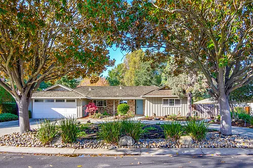130 S Avalon Dr Photo 1 130 S Avalon Dr Photo 1