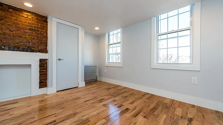 Rented by Nooklyn NYC LLC | media 38