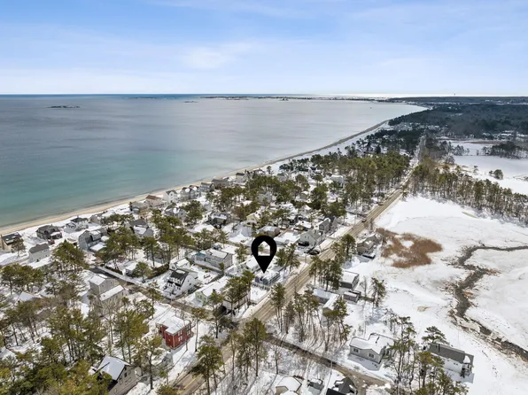 2 Dune Avenue, Saco, ME 04072