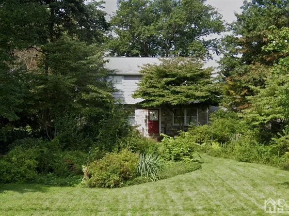 41 Cubberly Rd, Princeton Junction, NJ 08550