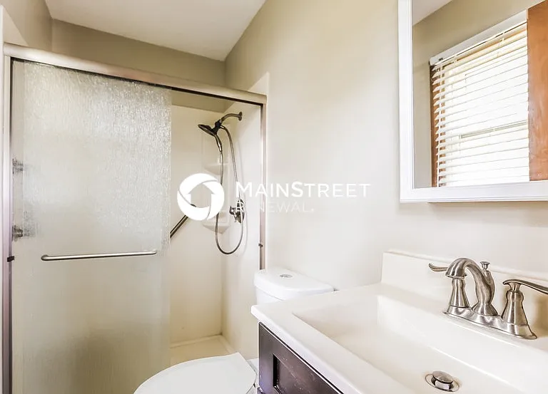 3705 E 113th Ter — Photo 11