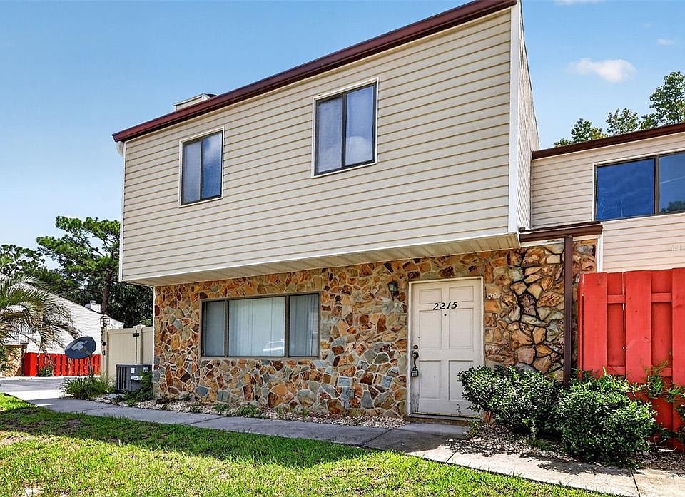 1st image of 2215 NE 45TH AVENUE #3