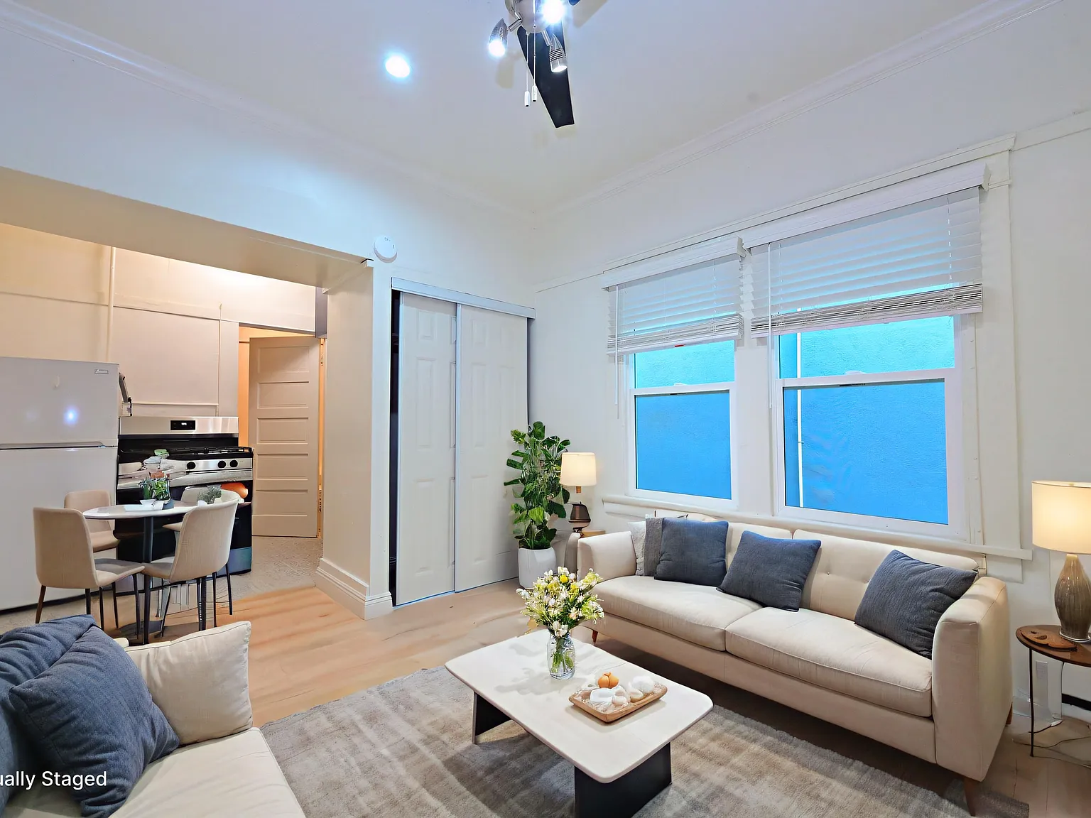 Studio, 325 sqft, $2,100 — Photo 3