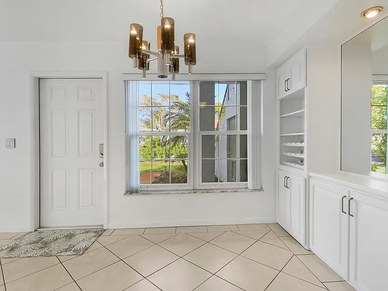 964 NW Spruce Ridge Dr #D1 — Photo 13