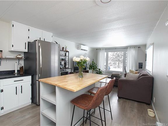 5th image of 8 3rd St