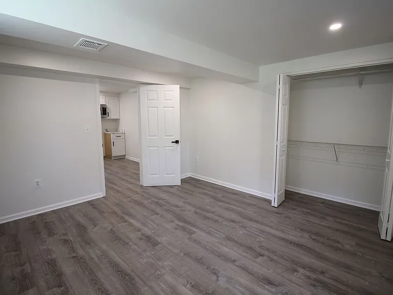 11703 Caplinger Rd #3 — Photo 3