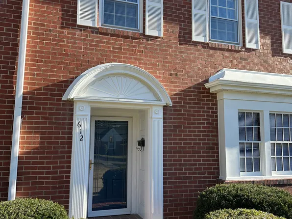 612 Lawrence Ave, Bristol, VA 24201