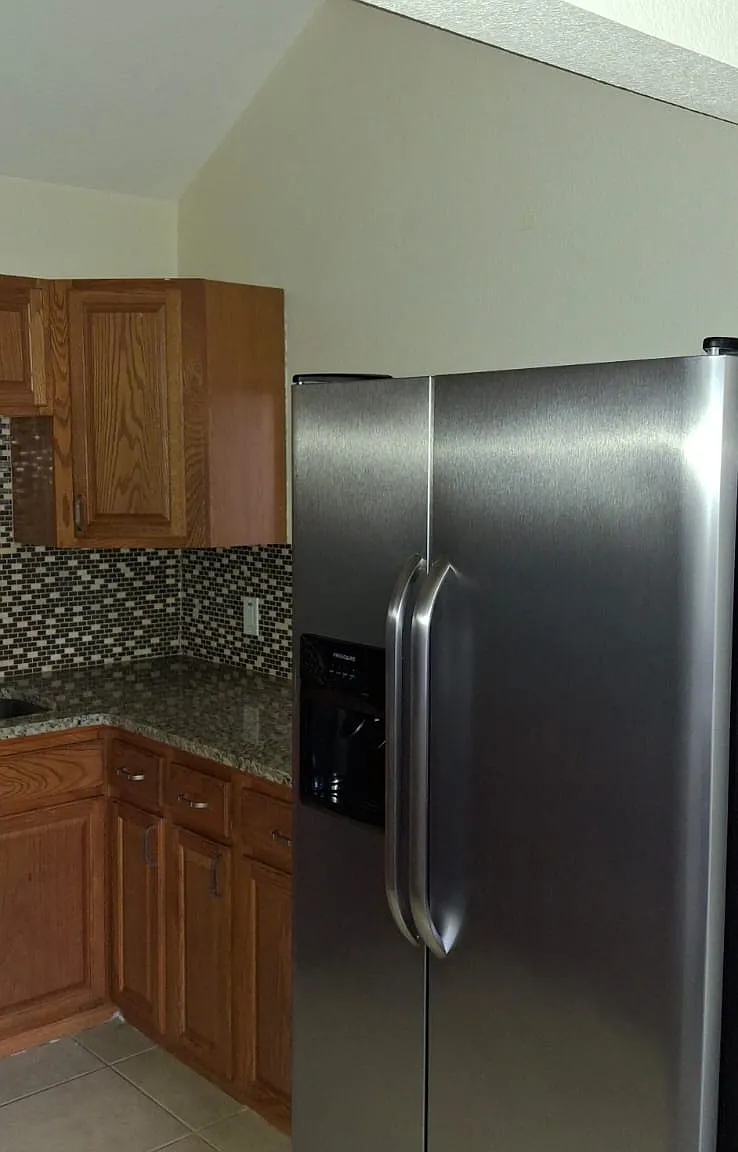 3 bed, 1235 sqft, $1,600 — Photo 4