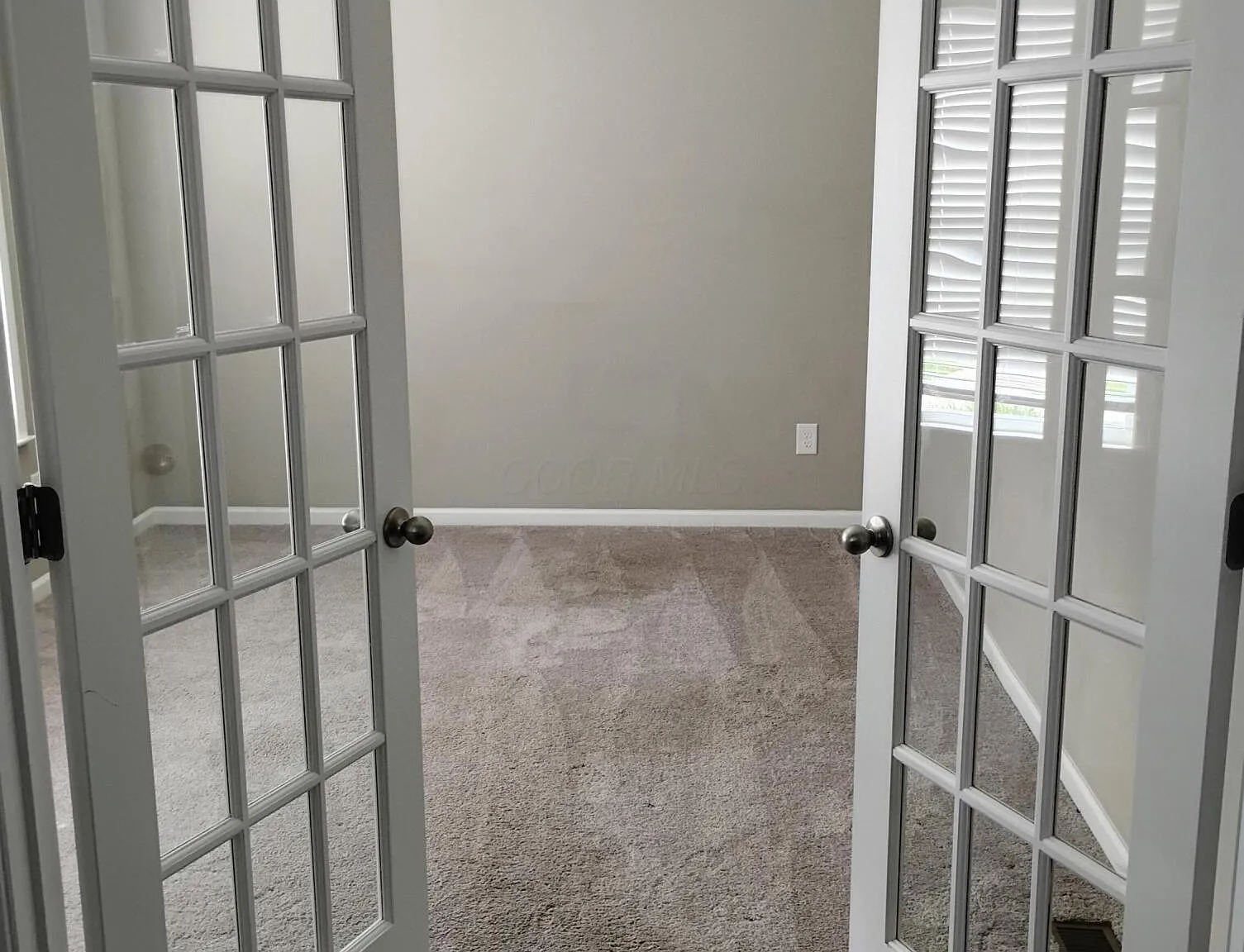 4 bed, 2.5 bath, 2872 sqft, $2,895 — Photo 3