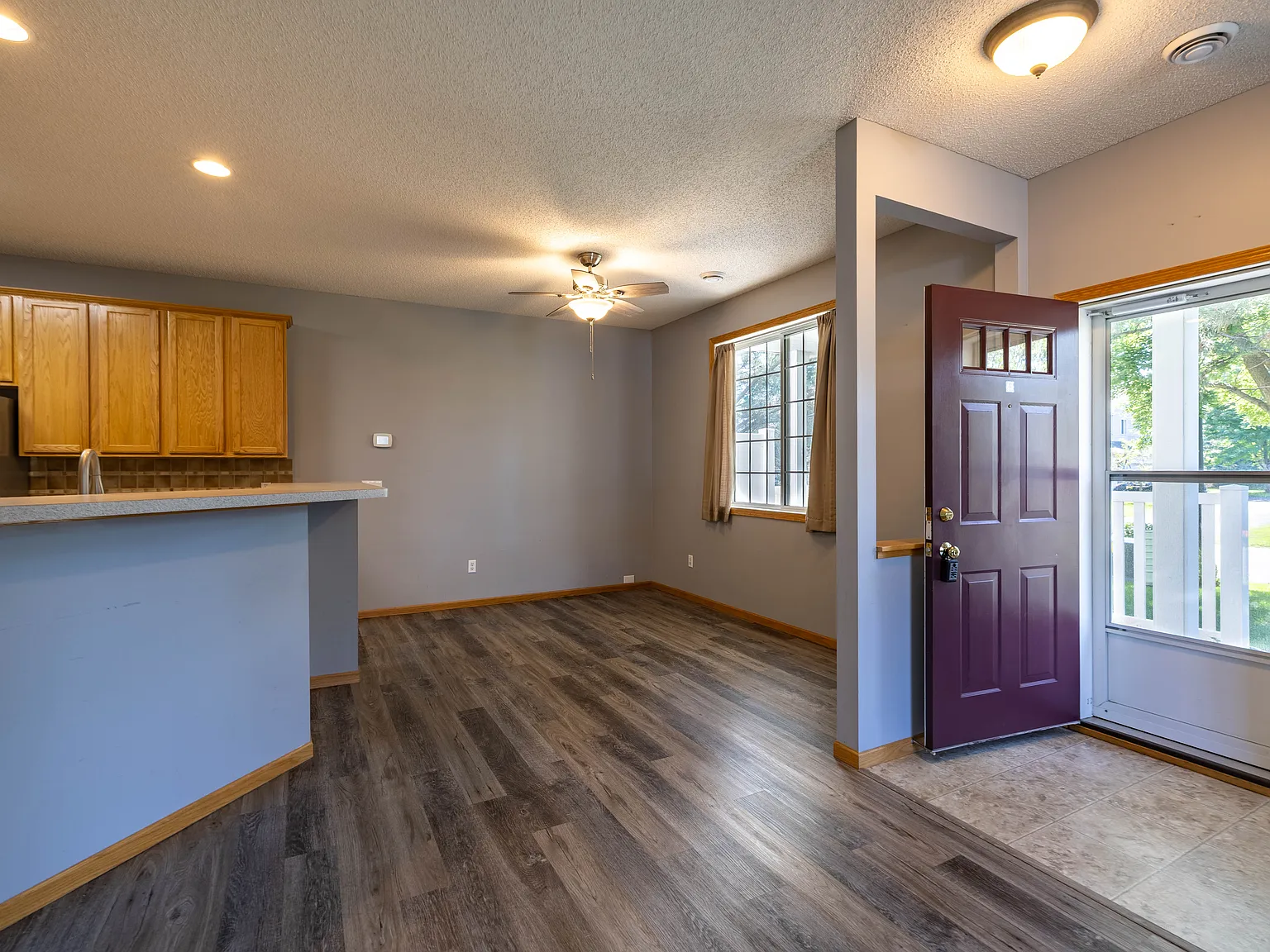 2 bed, 1704 sqft, $2,150 — Photo 3