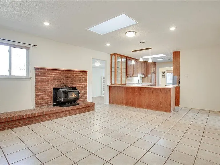 11801 Tracy Ct NE — Photo 24