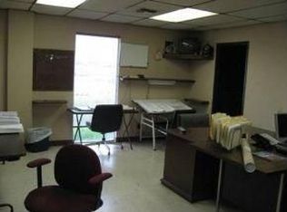 820 N Wilson Rd, Weatherford, OK 73096