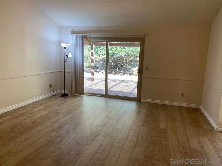 12592 Heatherfield Ln — Photo 19
