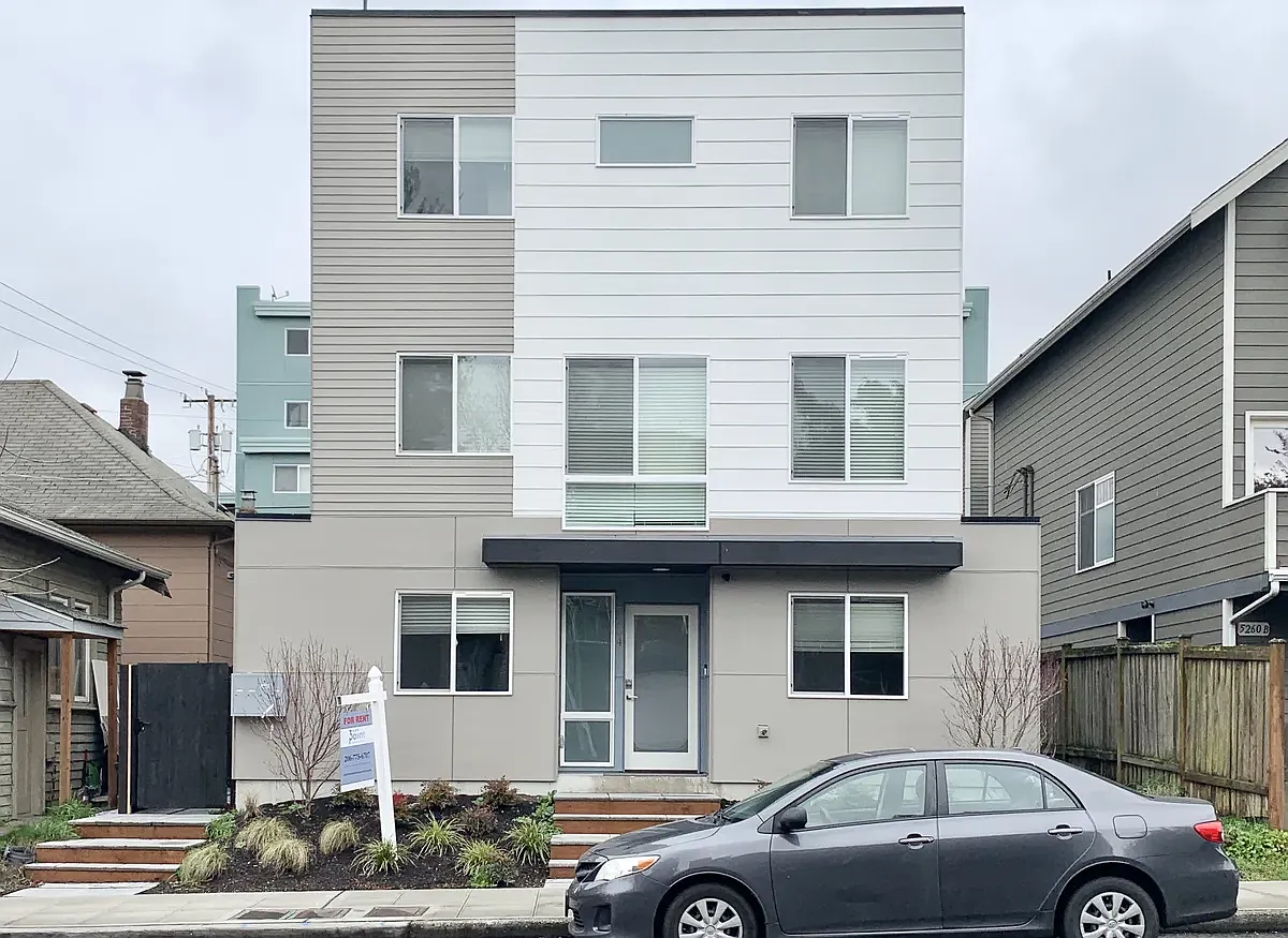 Brooklyn House — Photo 1