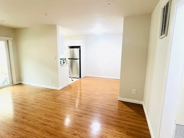 11645 Mayfield Ave APT 5, Los Angeles, CA 90049