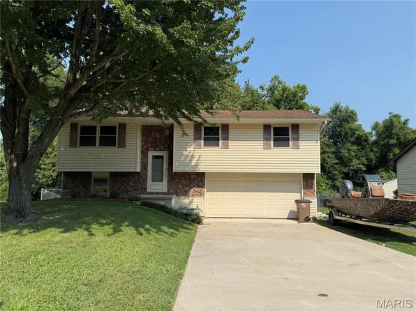 742 Woodbine Pl, Cape Girardeau, MO 63701