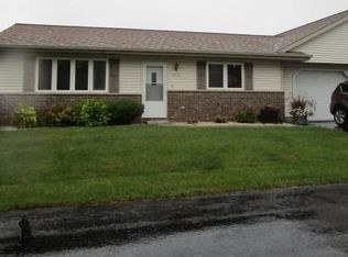 1412 Jackson St, New Holstein, WI 53061