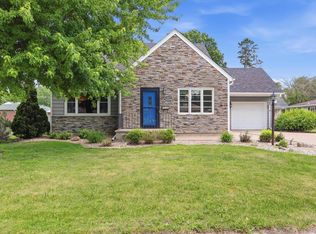 1411 N Cedar Ave, Owatonna, MN 55060