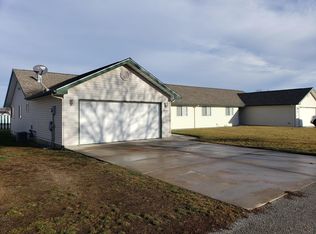 10323 E Victory Ln, Spokane, WA 99206