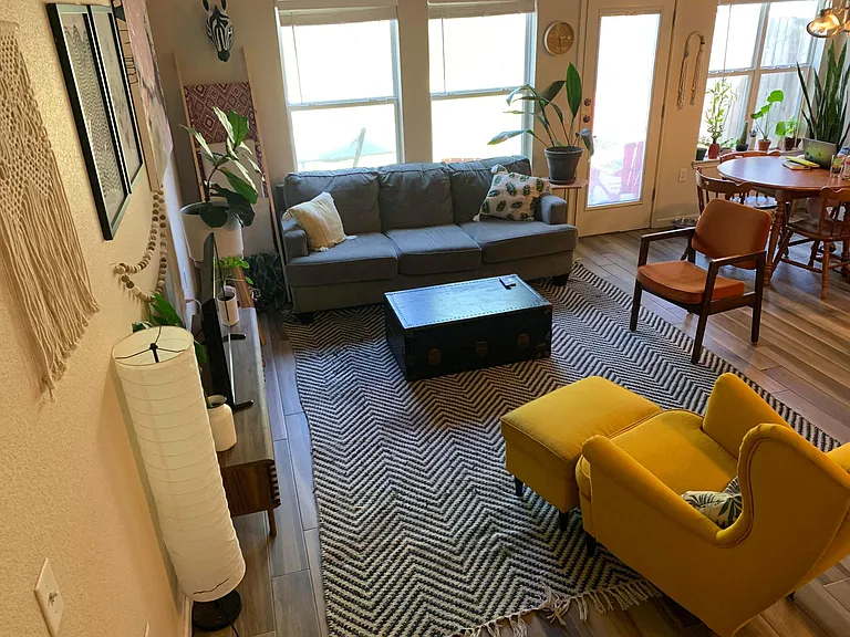 Example of the space furnished (previous tenant).