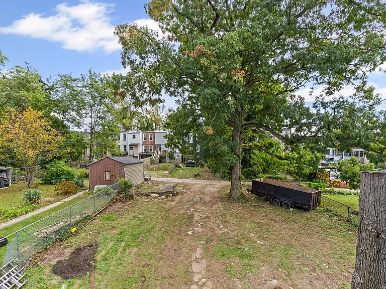 4029 Fairview Ave — Photo 44