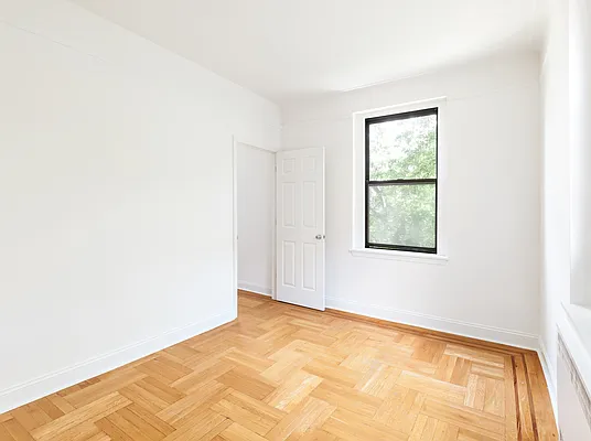 Rented by The Crest Group | media 71