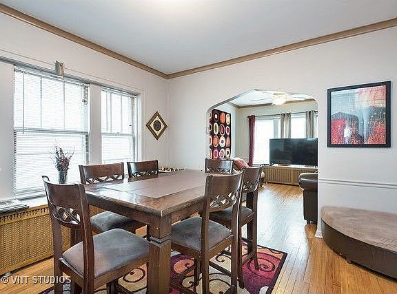 3rd image of 3921 N Sawyer Ave #2