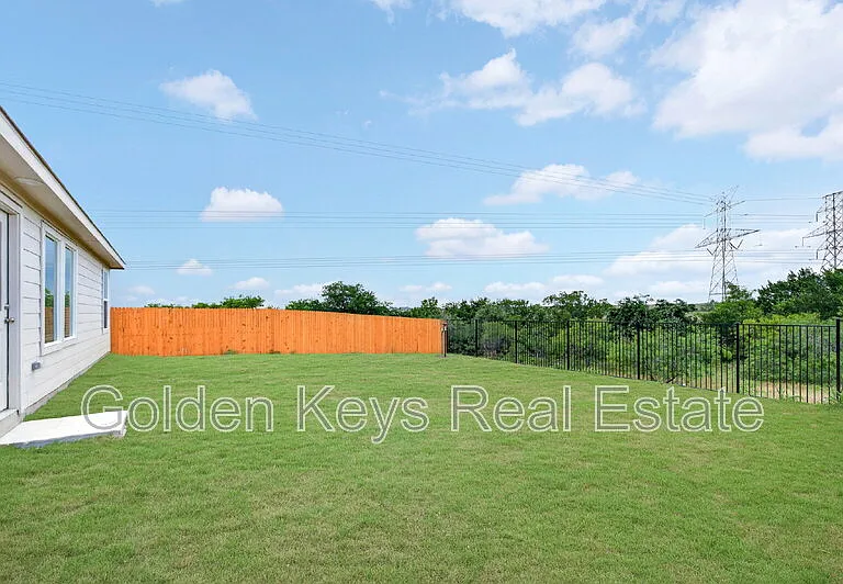 10212 Regal Bend Ln — Photo 36