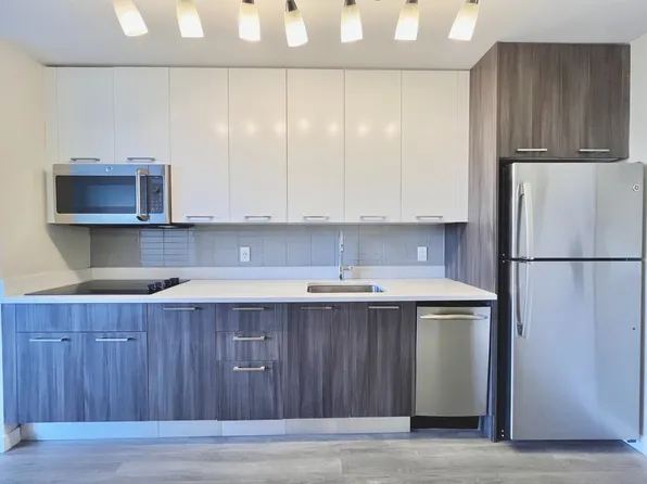 1524 Sheepshead Bay Road image 6 of 30