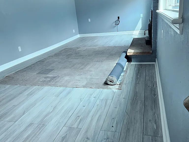 1805 S Pratt Pkwy — Photo 5