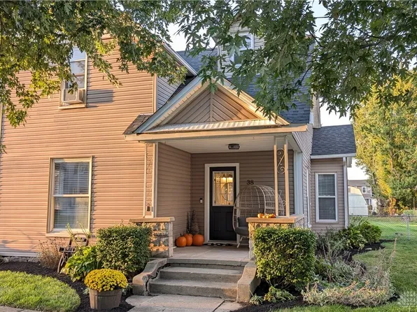 38 W Main St, Phillipsburg, OH 45354