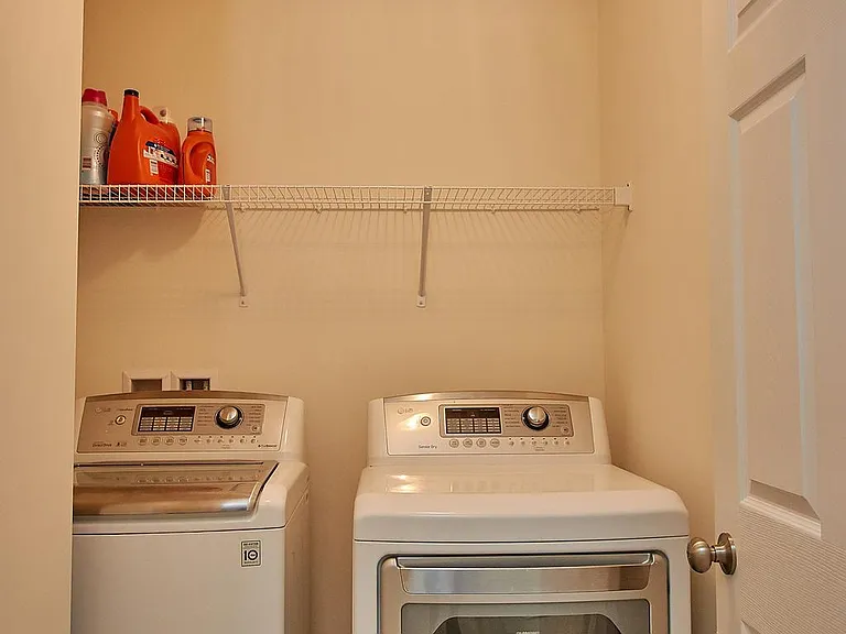 42649 Macauley Pl — Photo 20