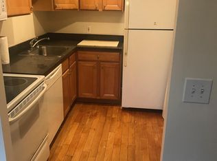 292 Bedford St APT 1, Abington, MA 02351