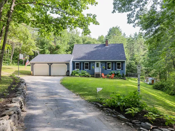 33 Old County Road, Windham, ME 04062