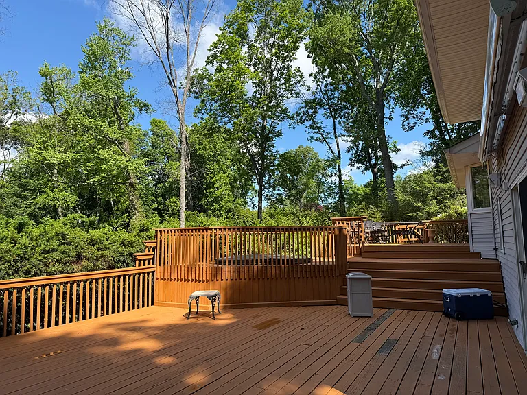 21 Sandra Dr — Photo 23
