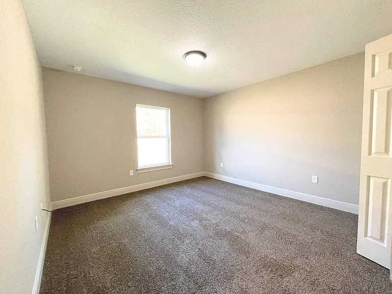 8225 SW 135 Street Rd — Photo 16