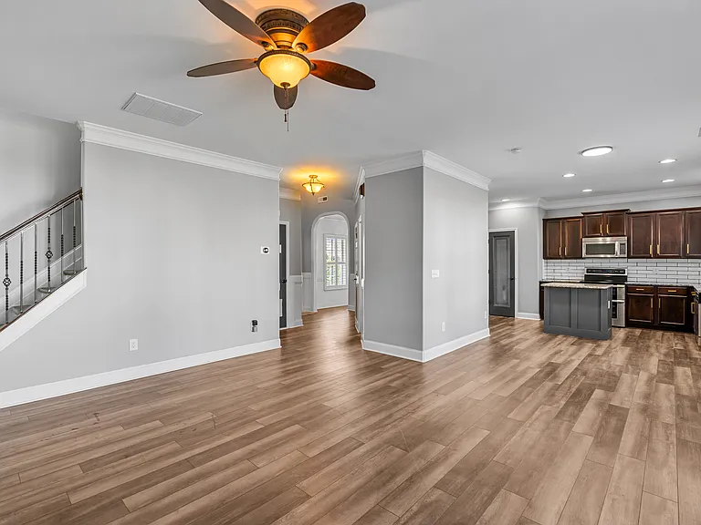 3839 Jade Ct — Photo 8
