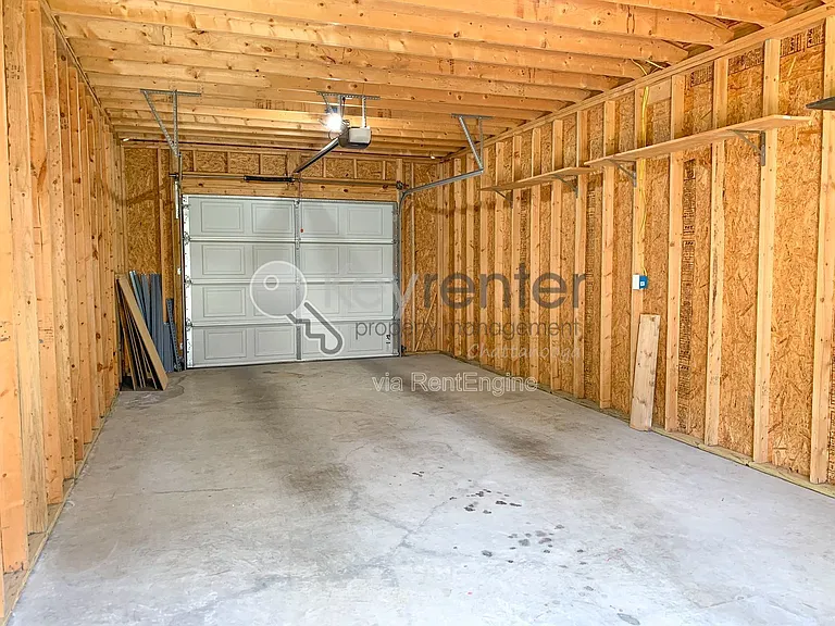 630 17th St — Photo 26