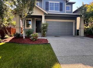 5346 Clifftop Dr, Mount Vernon, WA 98273