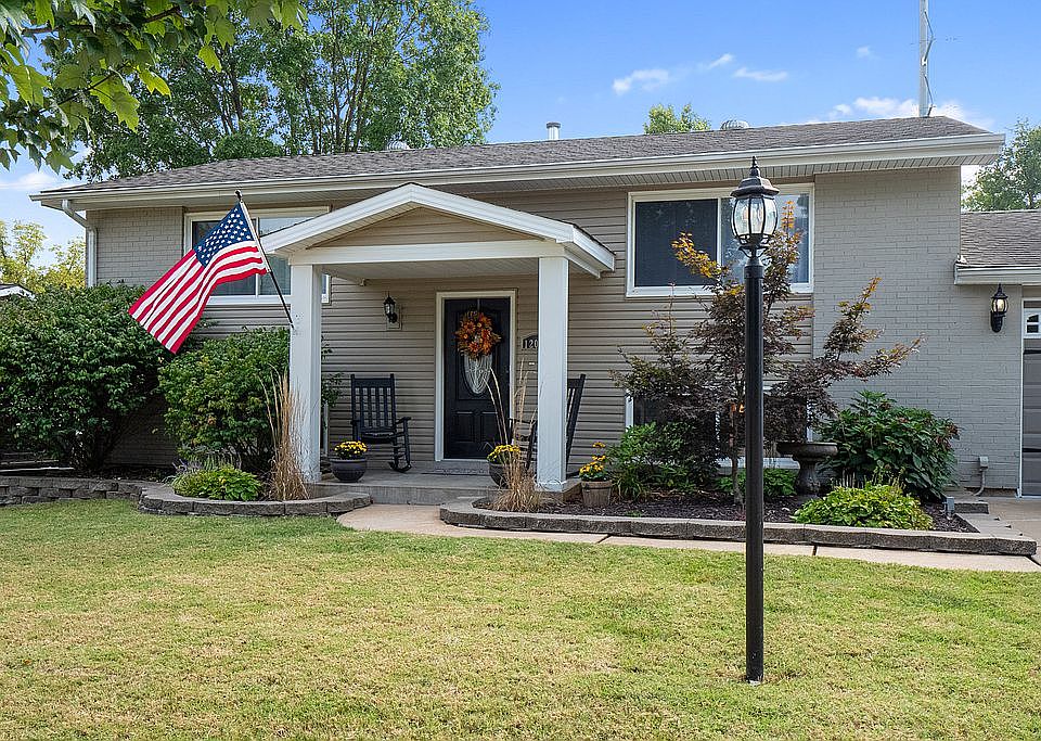 1st image of 12028 Glenpark Dr