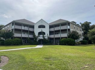 200 Lighthouse Ln APT D1, Cedar Point, NC 28584