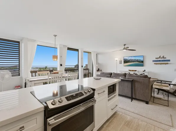 84-664 Ala Mahiku St APT 195B, Waianae, HI 96792
