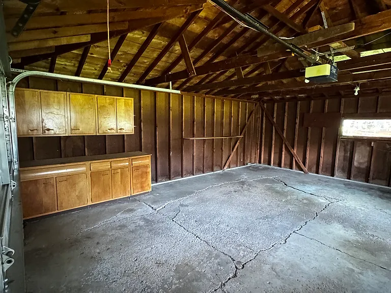 interior garage