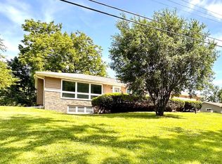 9615 402nd AVENUE, Genoa City, WI 53128