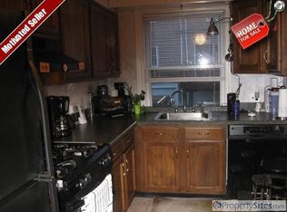8243 Fayette St, Philadelphia, PA