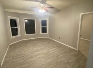 102 Earle St APT 3, Fall River, MA 02723