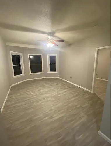 102 Earle St #3 Photo 1