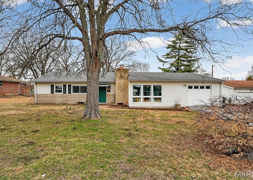 1st image of 39 Airshire Pl