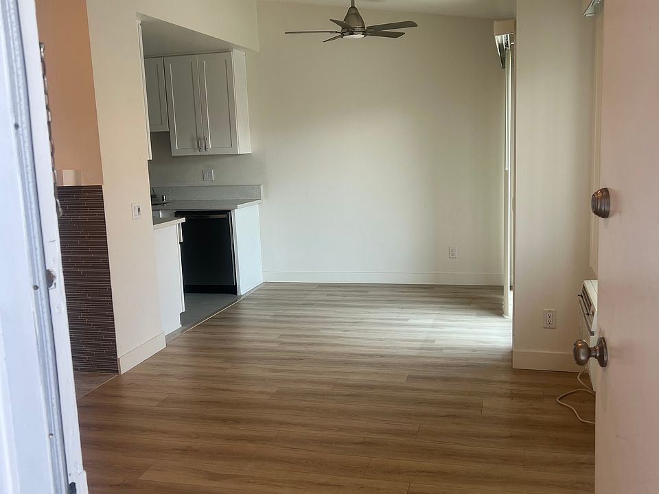 1st image of 3755 Jasmine Ave APT 6